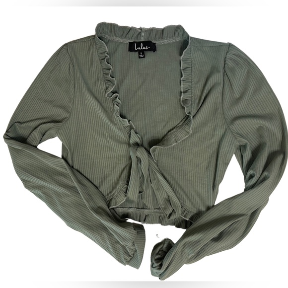 Lulus Long-Sleeve V-Neck Crop Top 🌿 - Picture 1 of 4